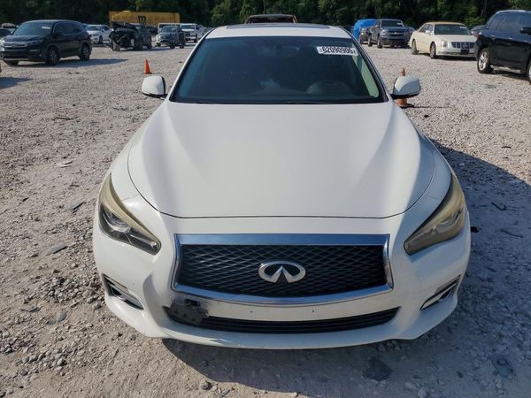 2017 INFINITI Q50