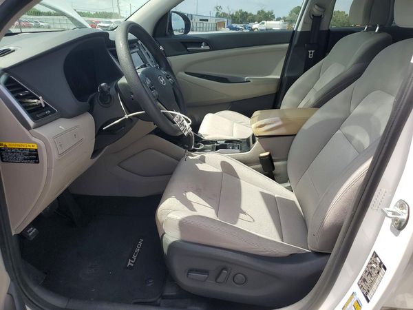 2017 HYUNDAI TUCSON