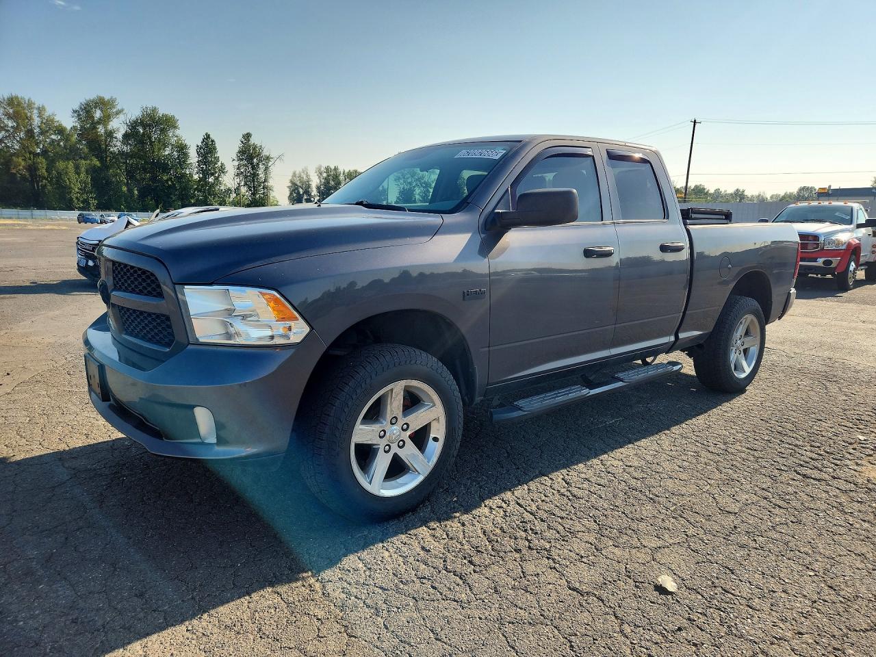 2014 RAM 1500 ST