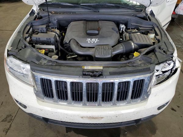 2012 JEEP GRAND CHER Laredo
