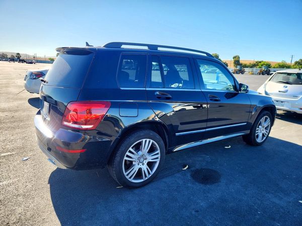 2015 MERCEDES-BENZ GLK