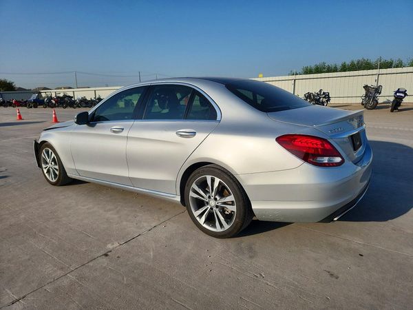 2016 MERCEDES-BENZ C