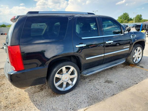 2024 CADILLAC ESCALADE Luxury