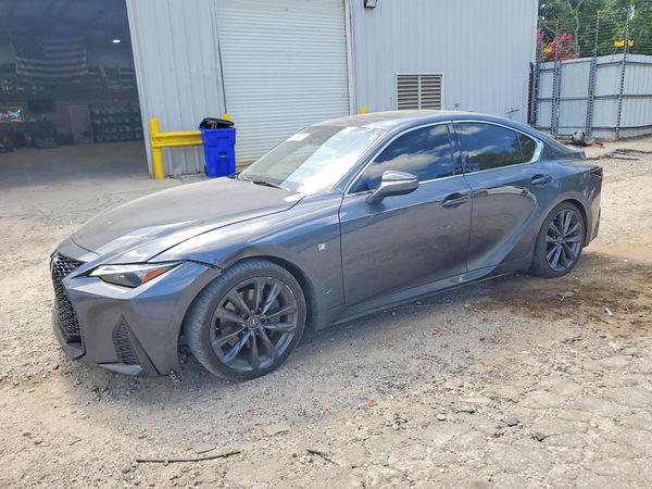 2021 LEXUS IS