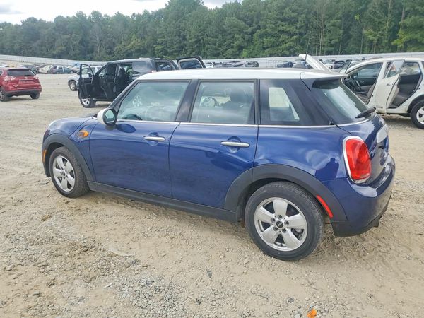 2015 MINI COOPER
