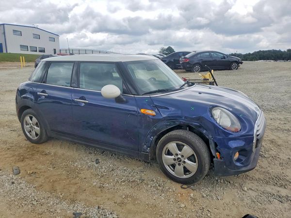 2015 MINI COOPER