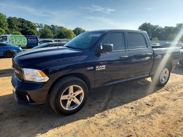 2015 RAM 1500 ST