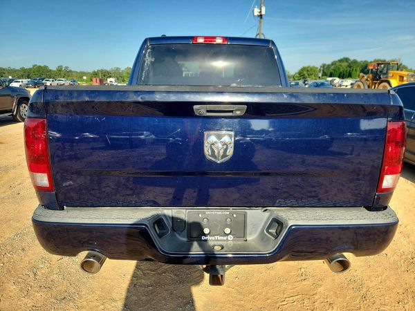 2015 RAM 1500 ST