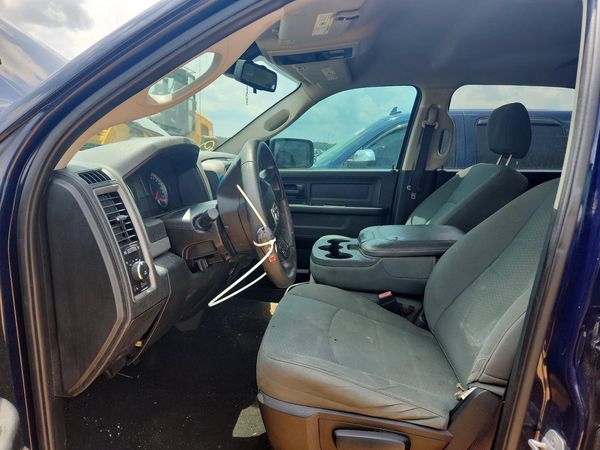 2015 RAM 1500 ST