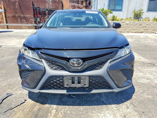 2020 TOYOTA CAMRY
