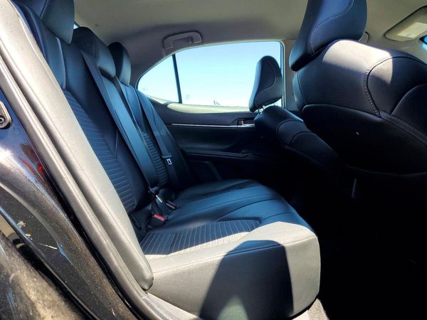 2020 TOYOTA CAMRY