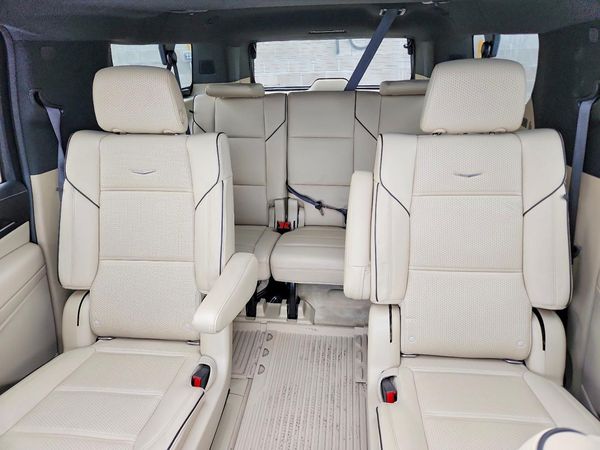 2022 CADILLAC ESCALADE Premium Luxury