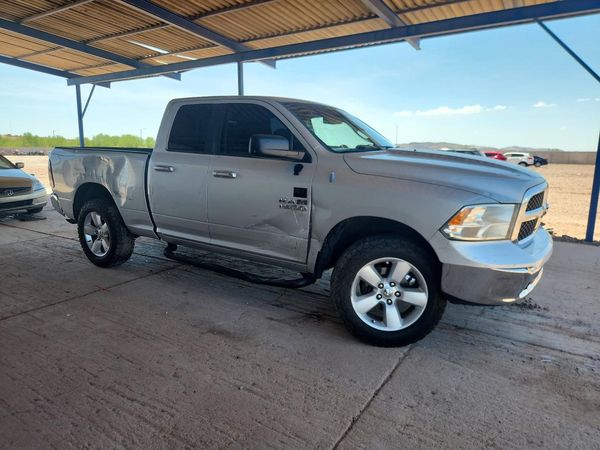 2013 RAM 1500 SLT