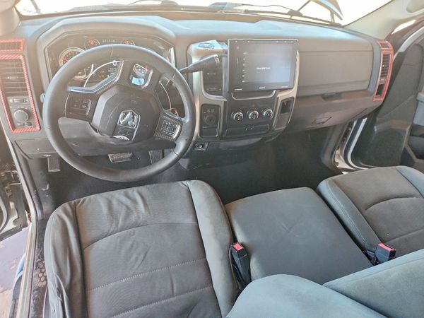 2013 RAM 1500 SLT