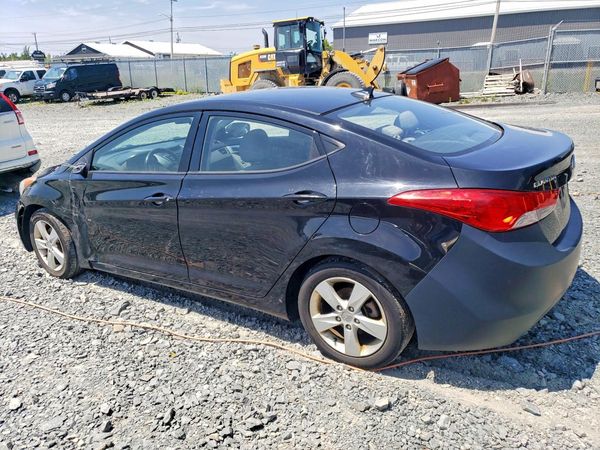 2013 HYUNDAI ELANTRA