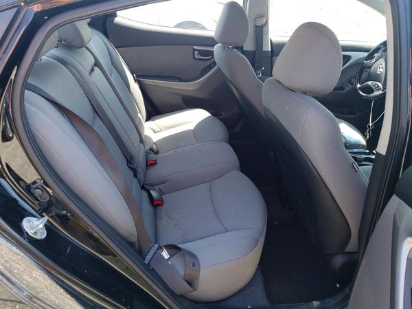 2013 HYUNDAI ELANTRA
