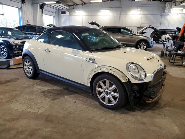 2013 MINI COOPER COUPE