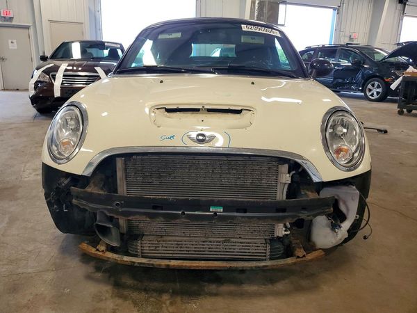2013 MINI COOPER COUPE