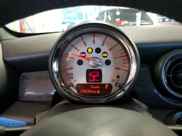 2013 MINI COOPER COUPE