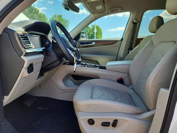 2024 VOLKSWAGEN ATLAS 4Motion SE