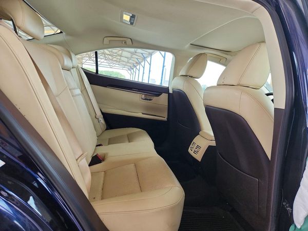 2017 LEXUS ES 350