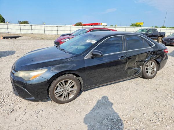 2015 TOYOTA CAMRY