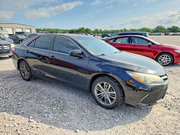 2015 TOYOTA CAMRY