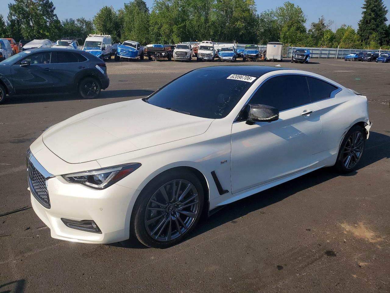 2017 INFINITI Q60