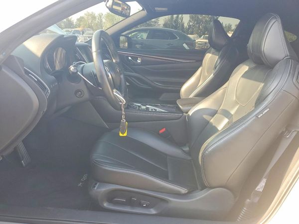 2017 INFINITI Q60