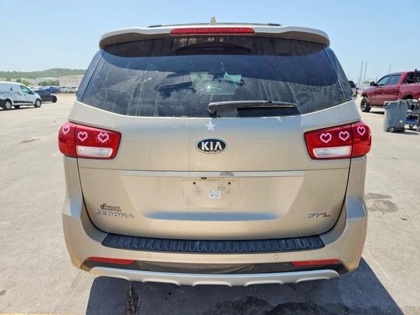 2015 KIA SEDONA