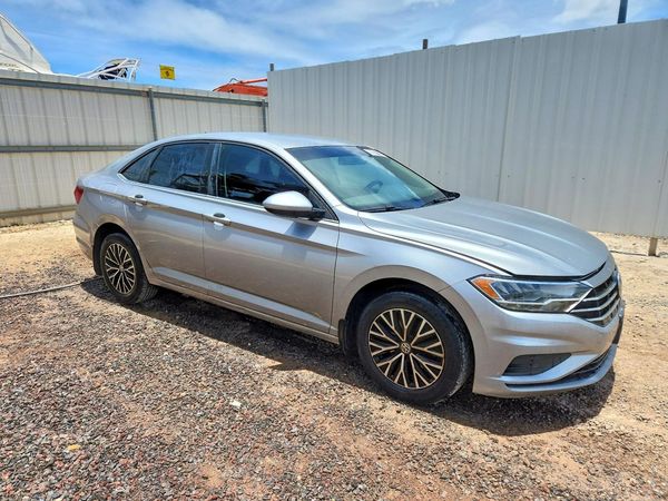 2021 VOLKSWAGEN JETTA S / SE / R-Line