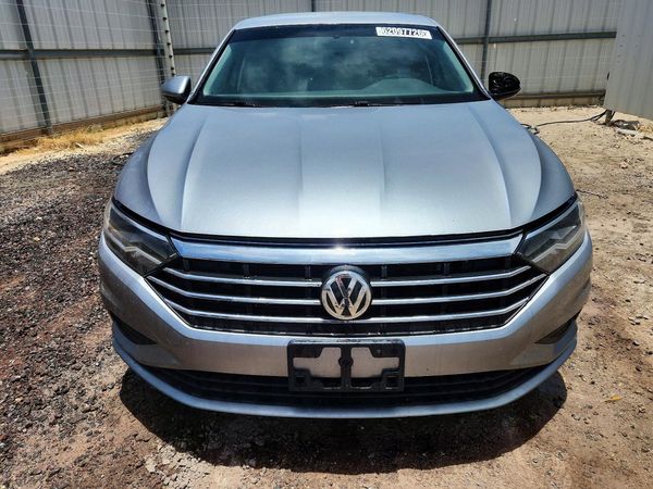 2021 VOLKSWAGEN JETTA S / SE / R-Line
