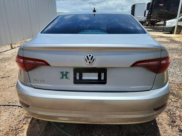2021 VOLKSWAGEN JETTA S / SE / R-Line