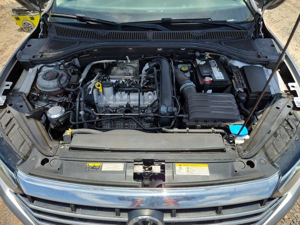 2021 VOLKSWAGEN JETTA S / SE / R-Line