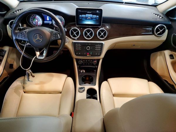 2016 MERCEDES-BENZ GLA