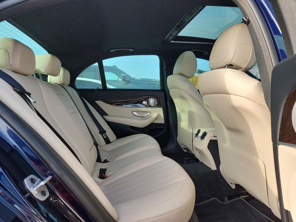 2019 MERCEDES-BENZ E E300