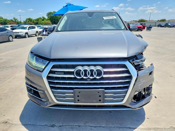 2019 AUDI Q7