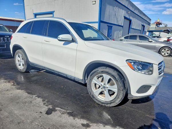 2017 MERCEDES-BENZ GLC GLC300
