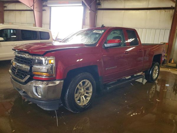 2019 CHEVROLET SILVERADO LT — Front 3/4