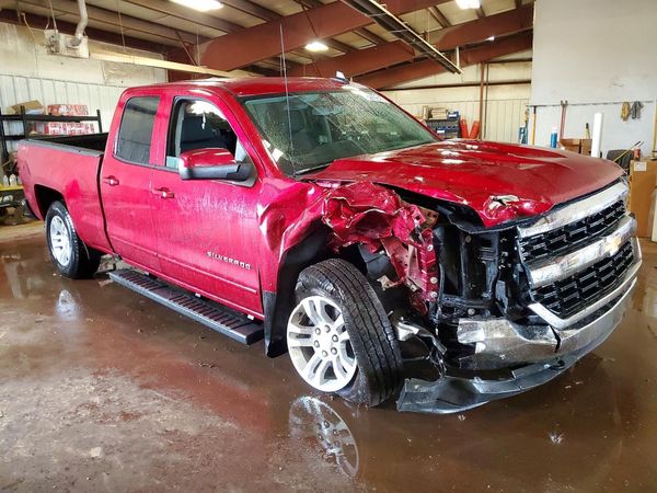 2019 CHEVROLET SILVERADO LT — Passenger 3/4