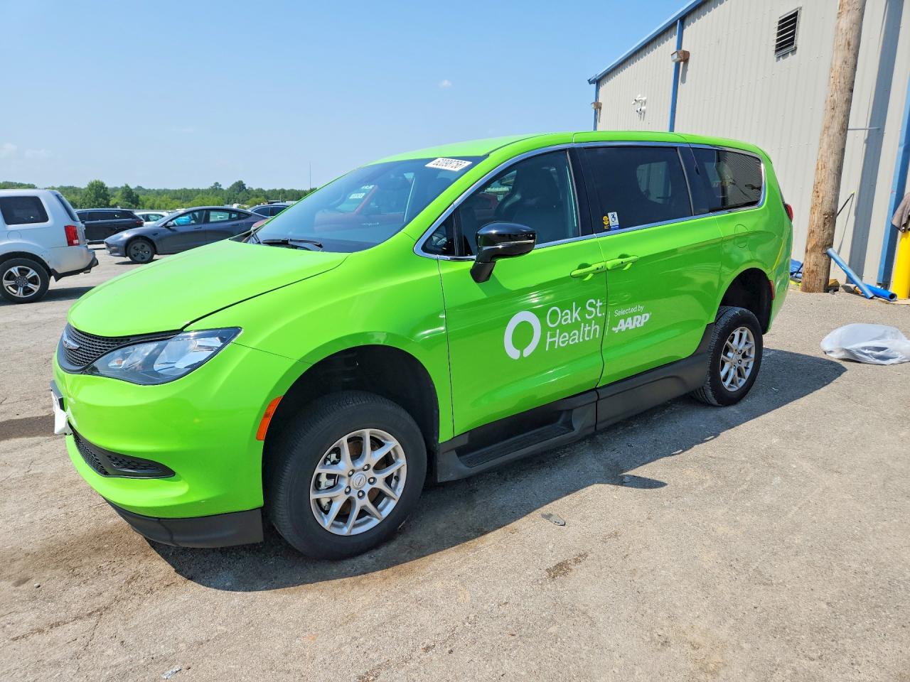 2025 CHRYSLER VOYAGER