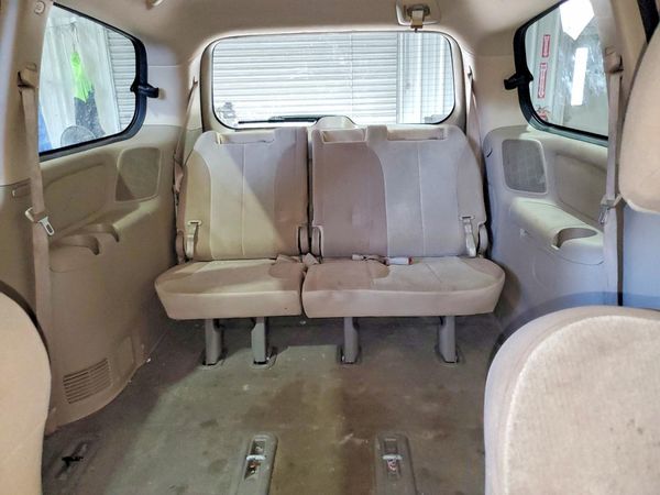 2014 KIA SEDONA GL