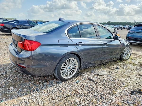 2015 BMW 328