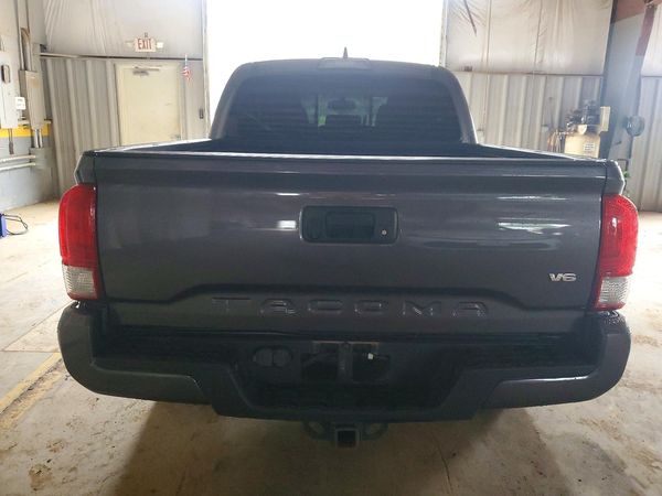 2017 TOYOTA TACOMA