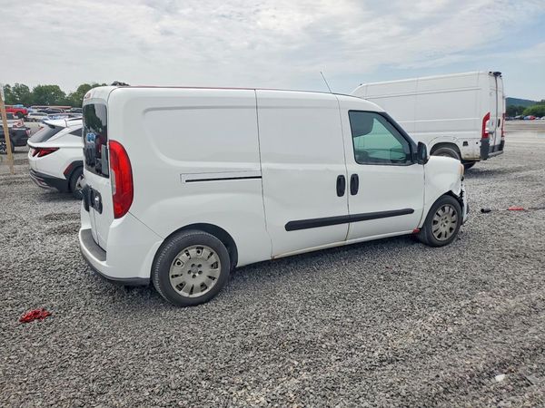 2016 RAM PROMASTER CITY SLT