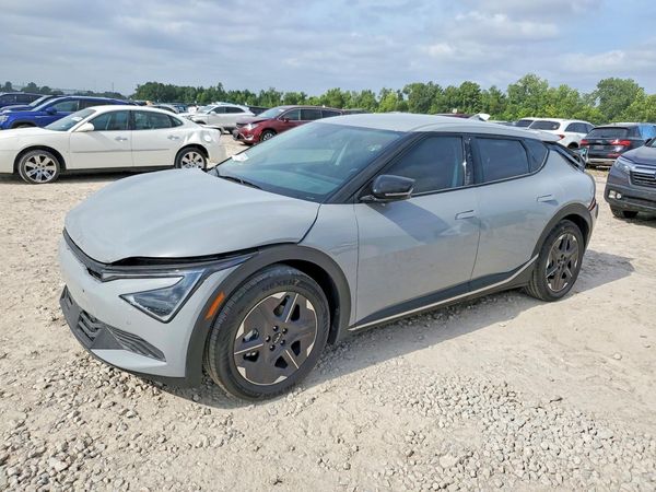 2026 KIA EV6