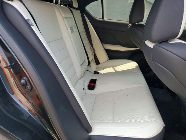 2025 LEXUS IS 350 350 F Sport