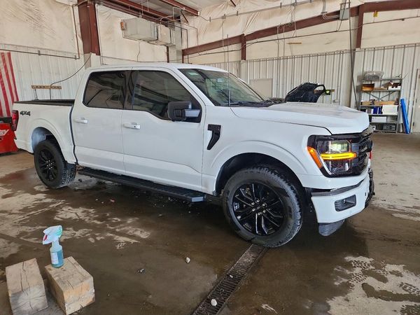 2024 FORD F150