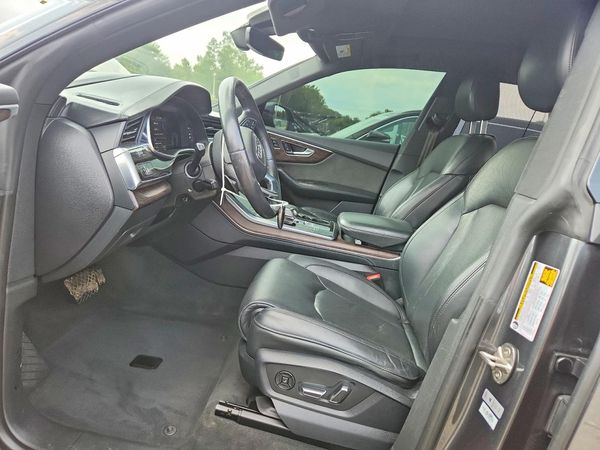2020 AUDI Q8