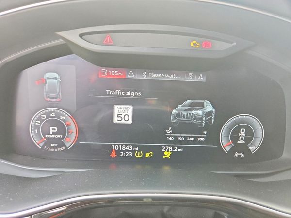 2020 AUDI Q8